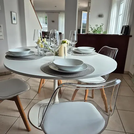 アパート Schmallenberger Mauerbluemchen シュマレンベルク