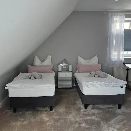 شقة Schmallenberger Mauerbluemchen *