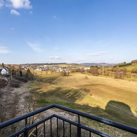 Schmallenberger Mauerbluemchen شقة