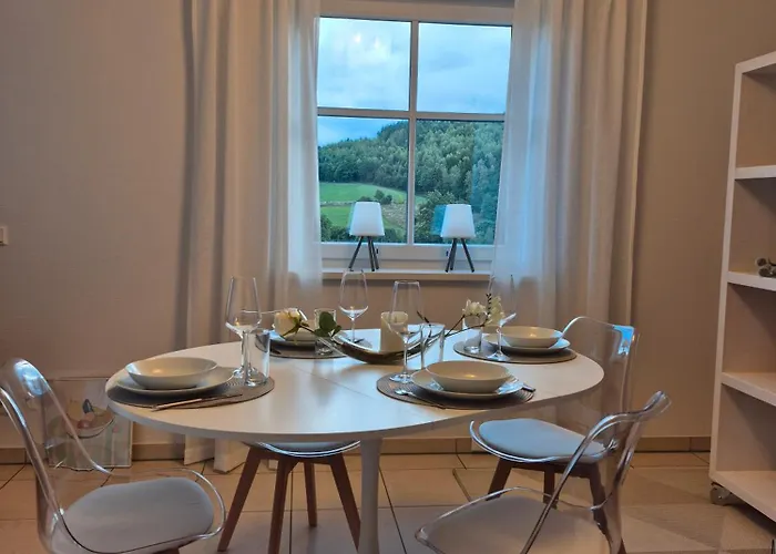 شقة Schmallenberger Mauerbluemchen