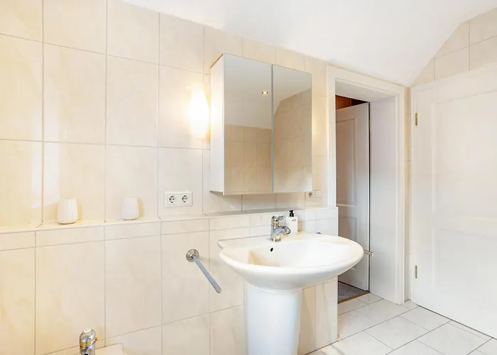 Schmallenberger Mauerbluemchen Apartament